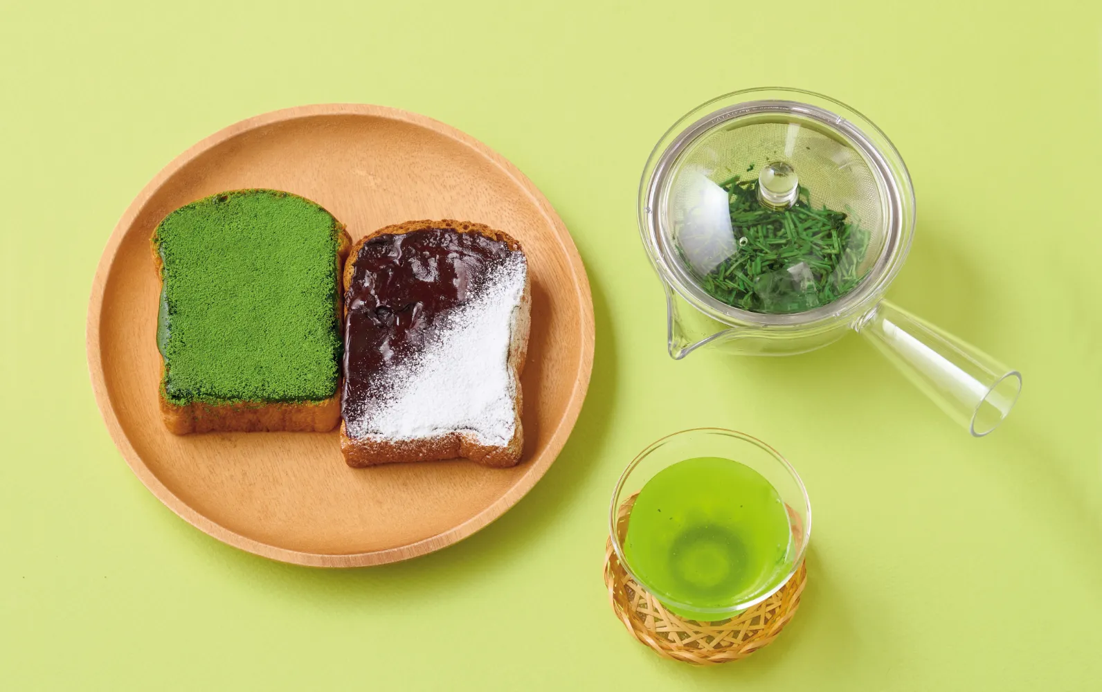 生チョコトーストと茎茶の画像